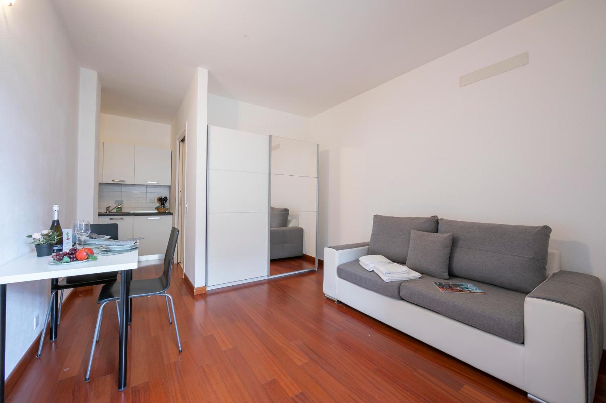 Moonlight - 150M From The Lake - Happy Rentals Lugano Buitenkant foto