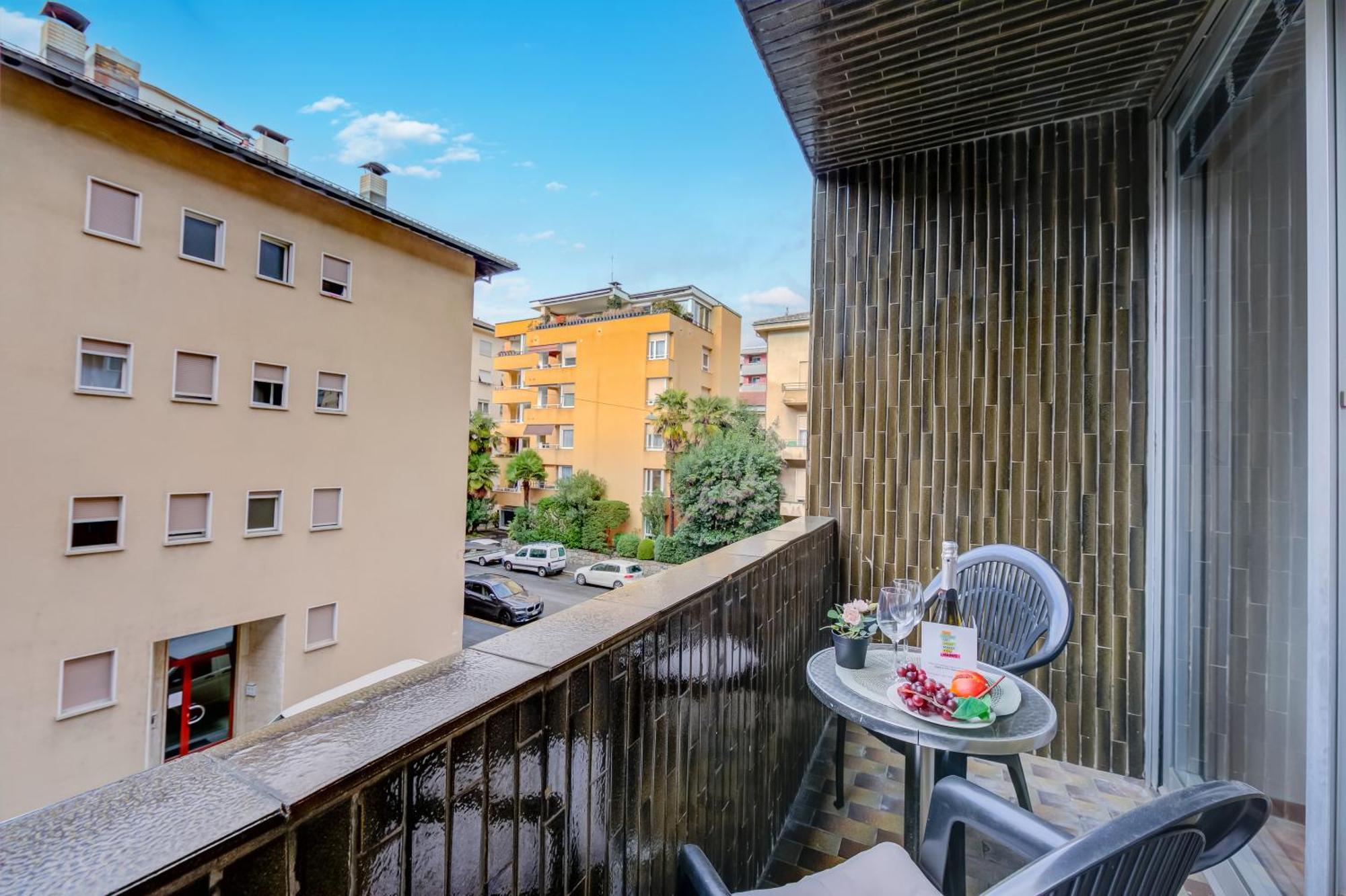 Moonlight - 150M From The Lake - Happy Rentals Lugano Buitenkant foto